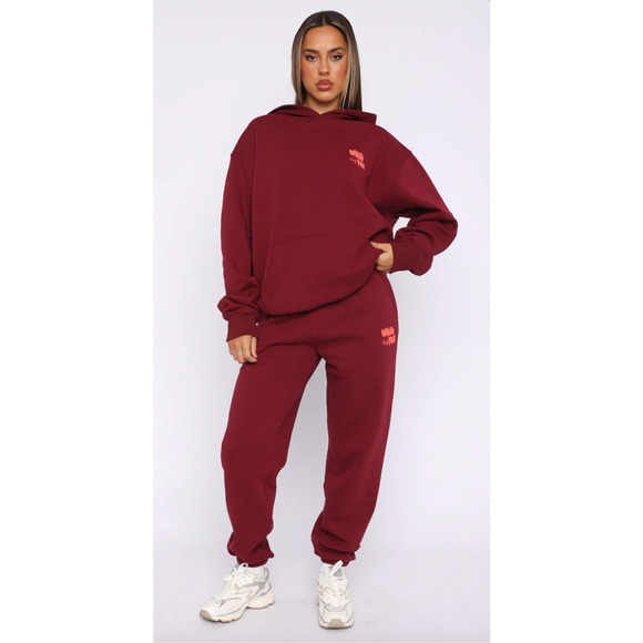 White Fox Capsule 9 Star Of The Moment Sweatpants Burgundy Size XL NWT - Picture 1 of 3